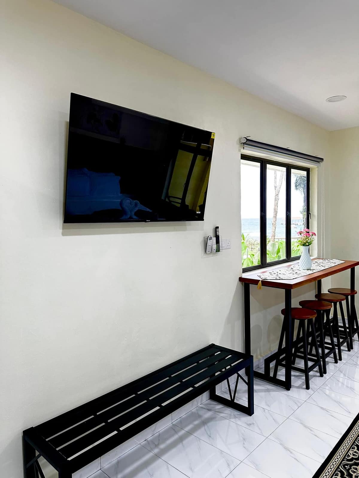 Lounge Corner & Sea View