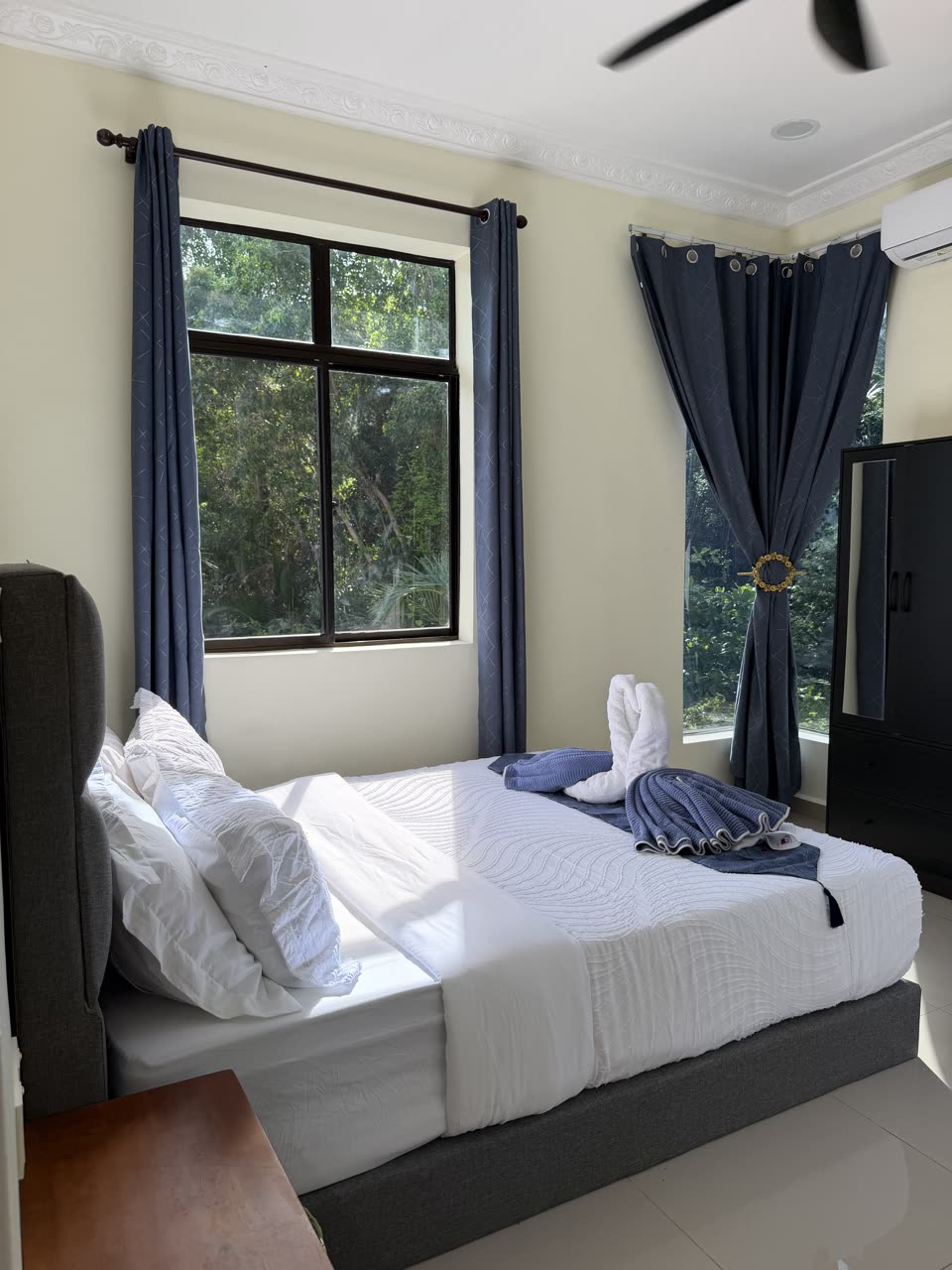 2 Bedroom Oceanfront Villa